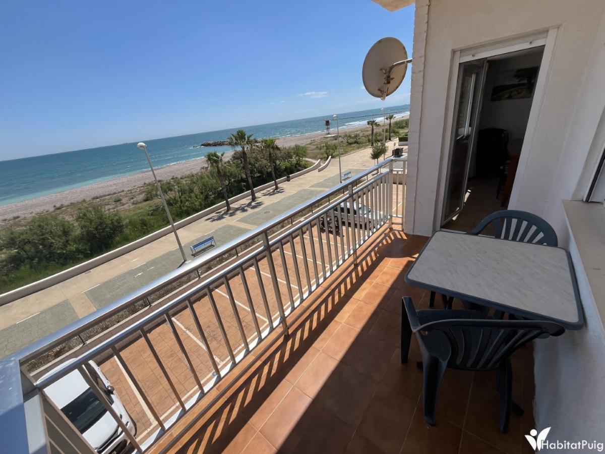 Apartamento frente al mar