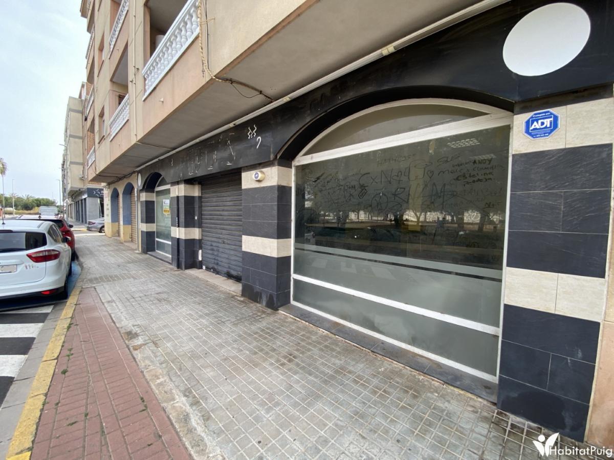 Excelente local en Pobla de Farnals (Pueblo)