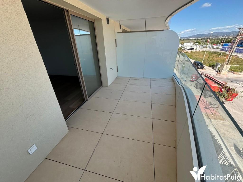 Apartamento a estrenar en alquiler en la playa de El Puig con garaje