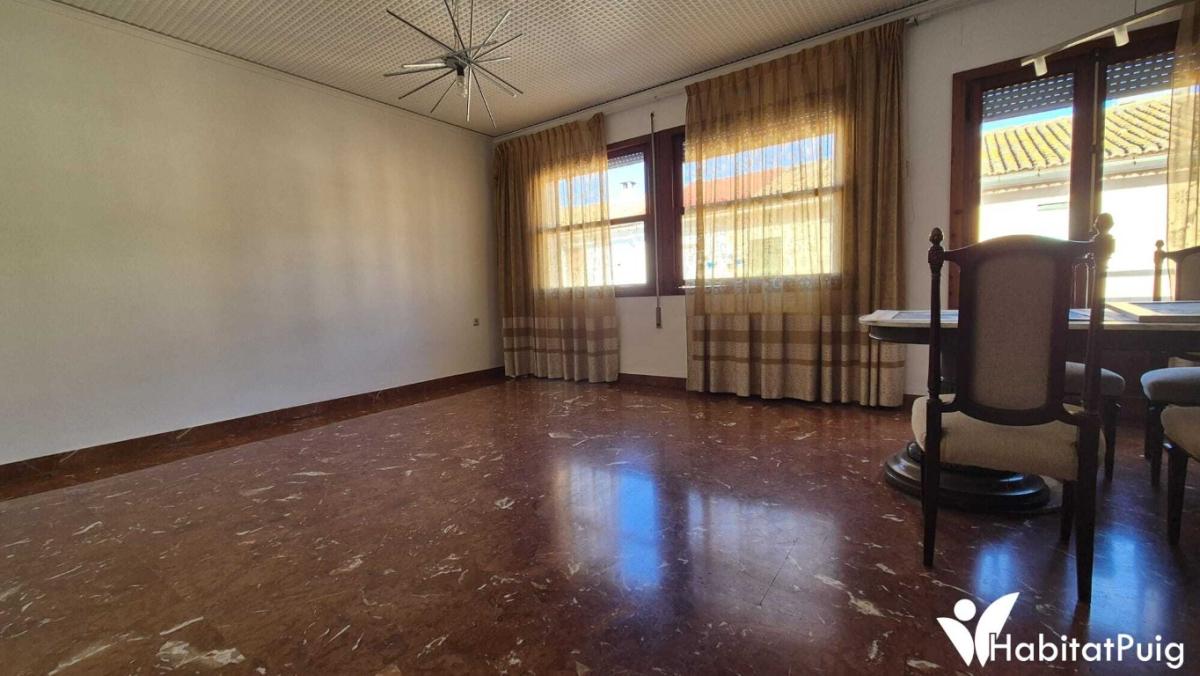 Gran CASA DE PUEBLO con garaje/almacén en alquiler en Massalfassar