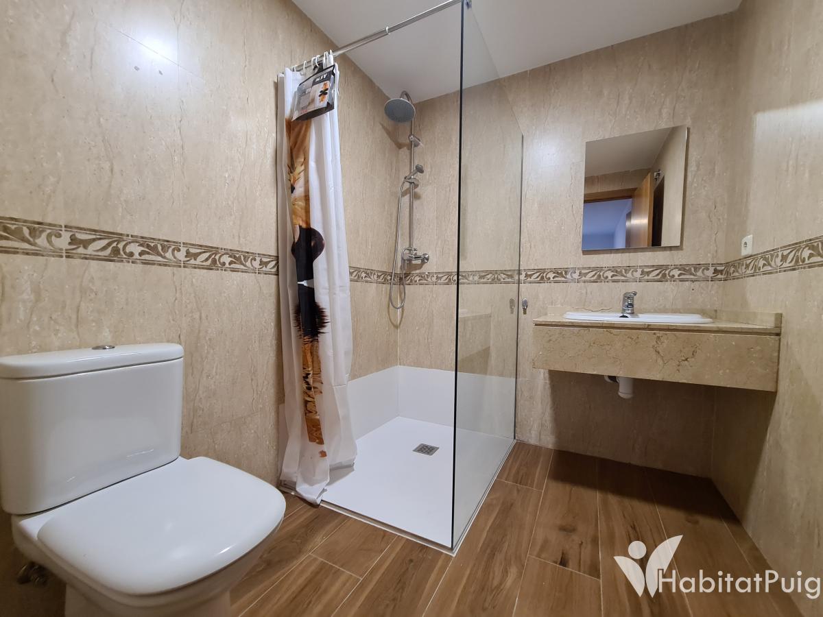 Piso en alquiler con garaje y piscina en El Puig