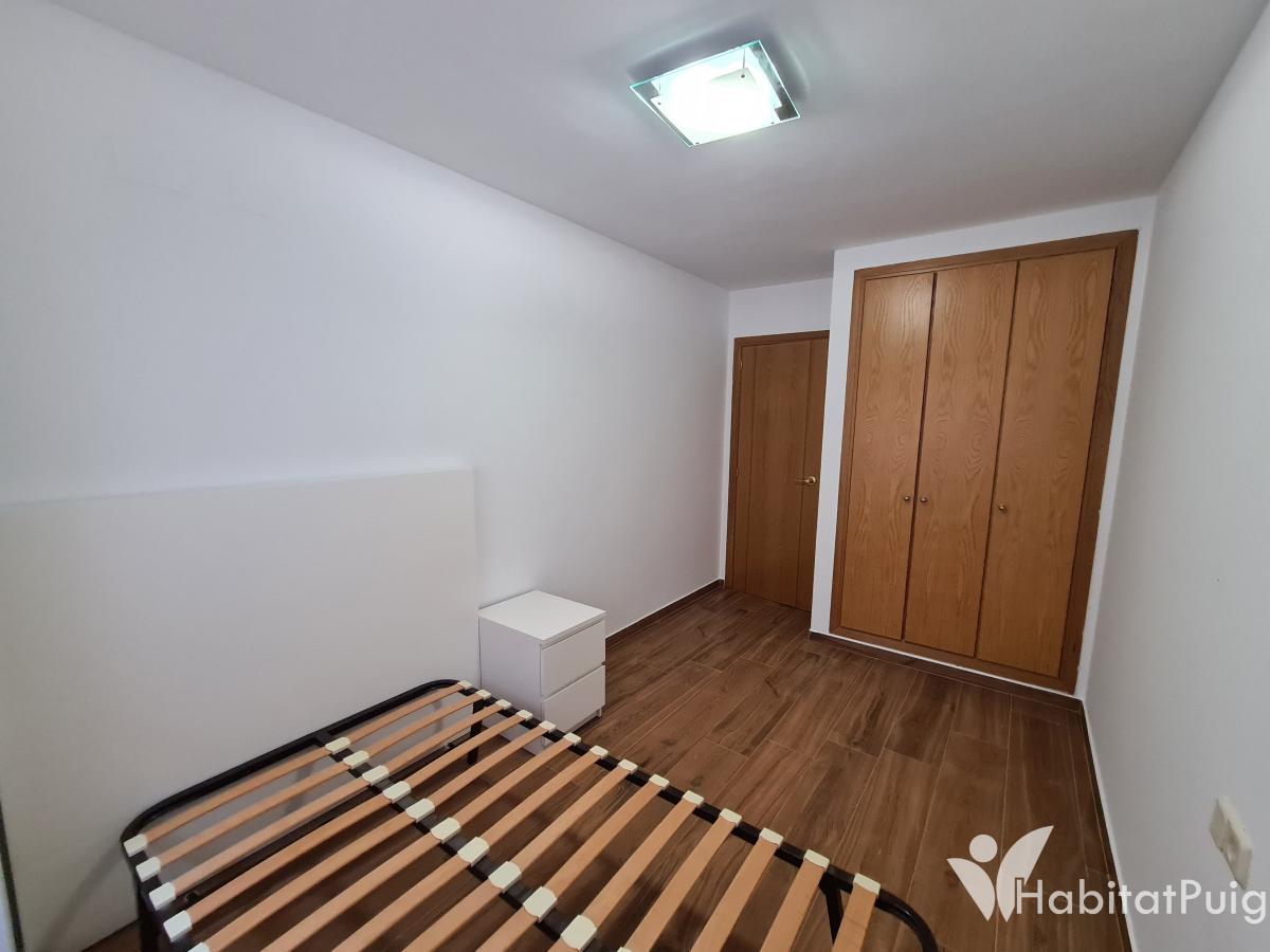 Piso en alquiler con garaje y piscina en El Puig