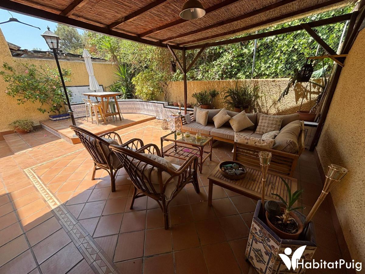 Chalet adosado en alquiler en El Puig