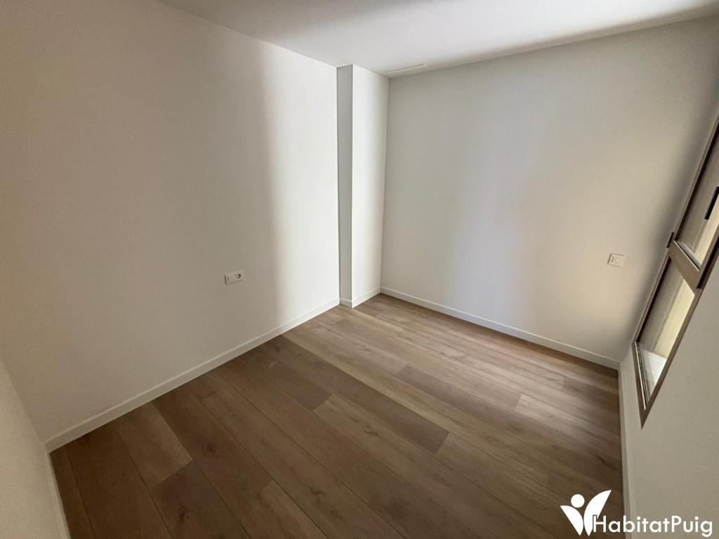 Apartamento a estrenar en alquiler en la playa de El Puig con garaje