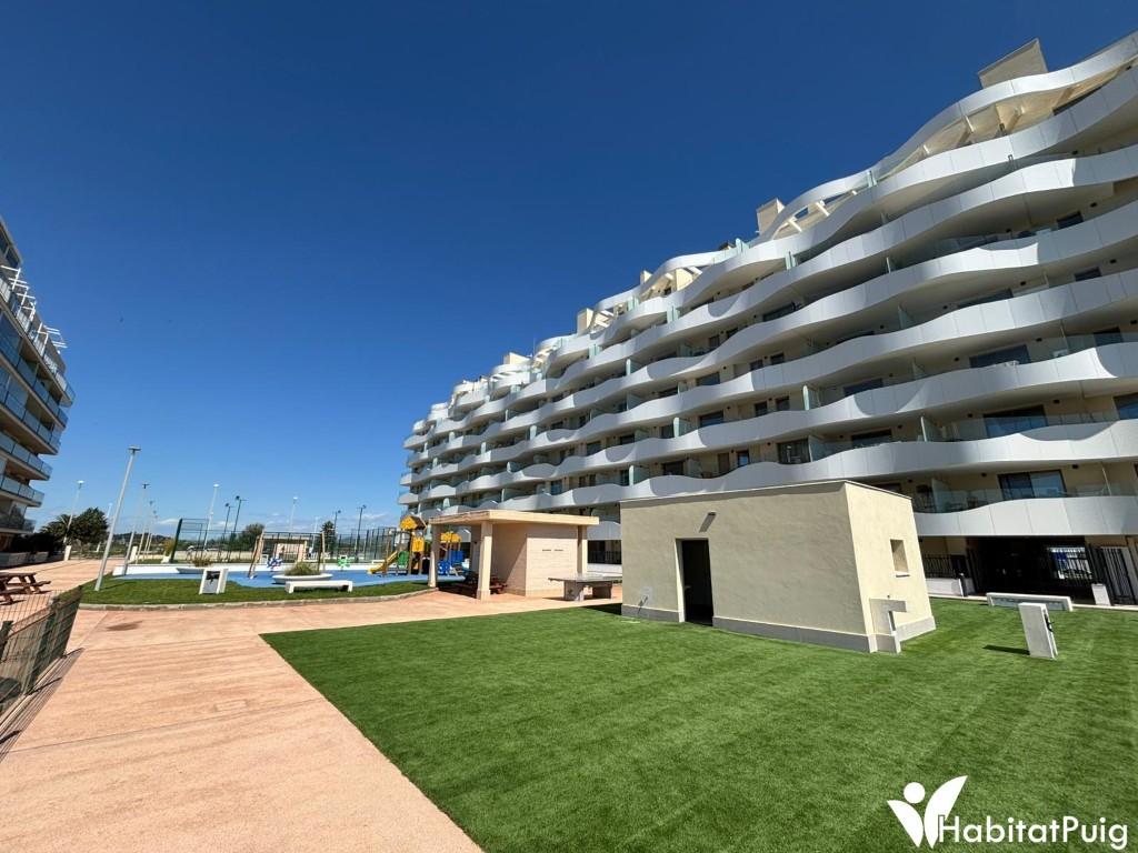 Apartamento a estrenar en alquiler en la playa de El Puig con garaje