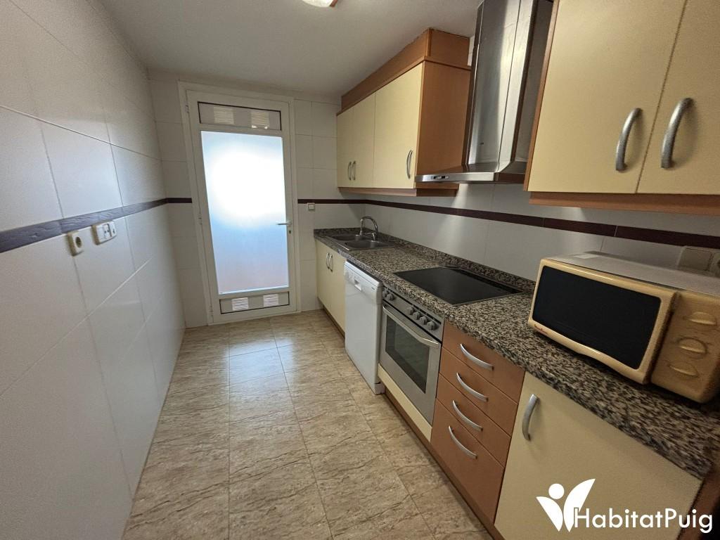 Piso en alquiler en El Puig con garaje y piscina