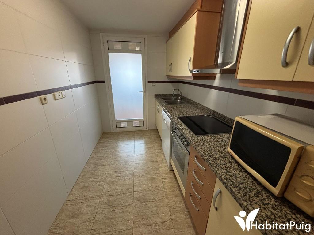 Piso en alquiler en El Puig con garaje y piscina