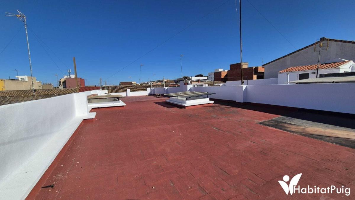 Gran CASA DE PUEBLO con garaje/almacén en alquiler en Massalfassar