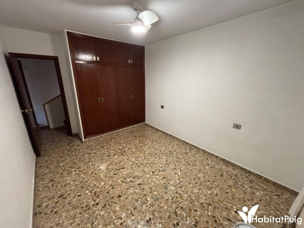 Chalet adosado en alquiler en El Puig