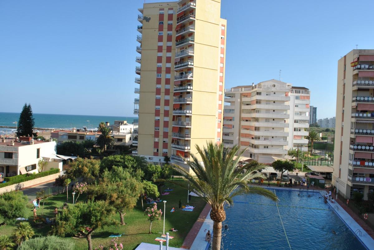 Apartamento en alquiler de temporada en Mar Plata, Playa de El Puig (de enero a junio)