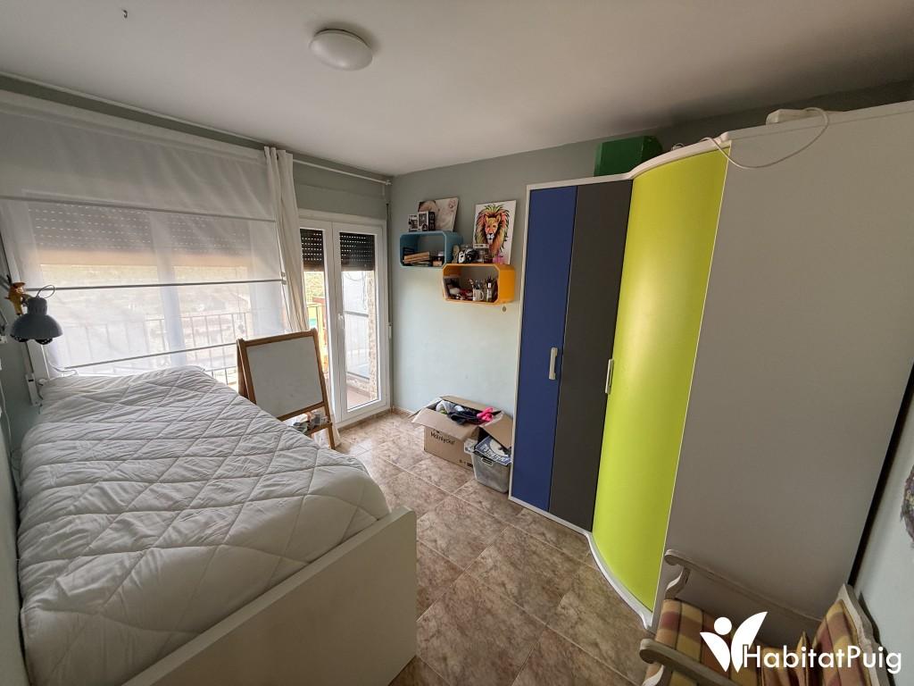 CHALET PAREADO EN GILET