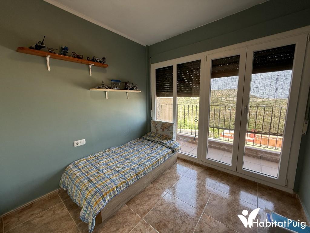 CHALET PAREADO EN GILET