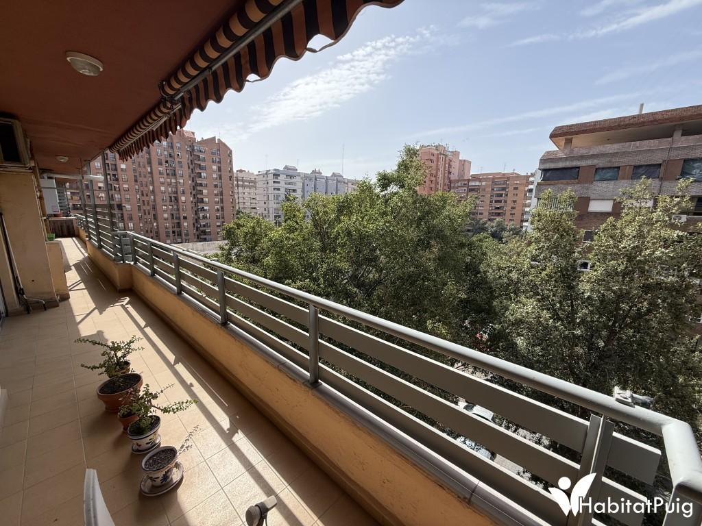 EXCELENTE PISO EN VENTA EN VALENCIA