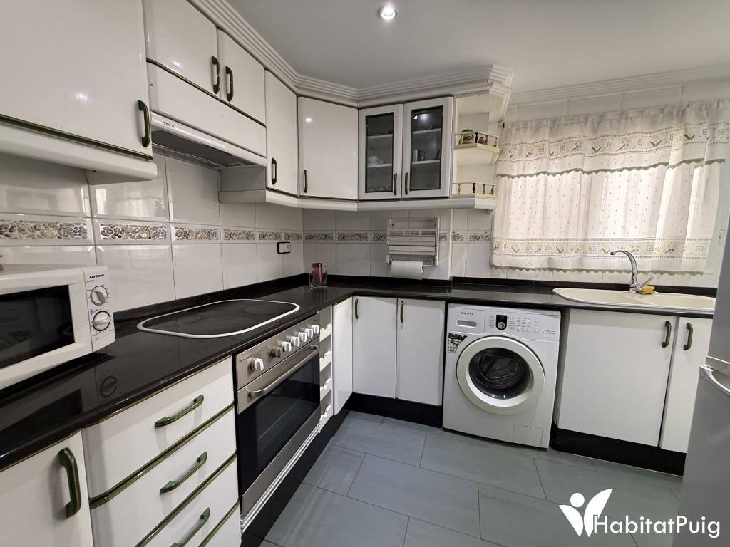 GRAN OCASIÓN EN EL PUIG. PISO MUY GRANDE EN PERFECTO ESTADO