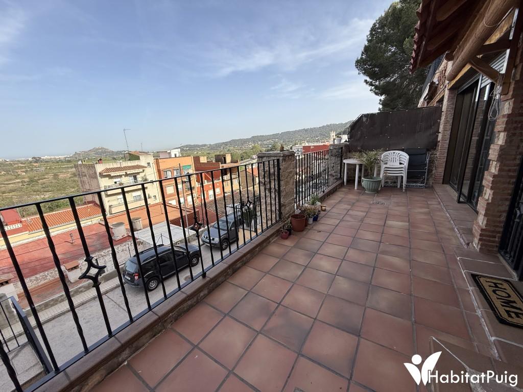 CHALET PAREADO EN GILET