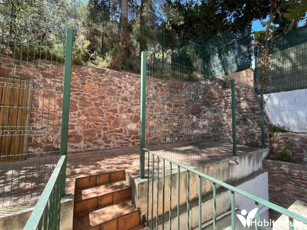 CHALET PAREADO EN GILET