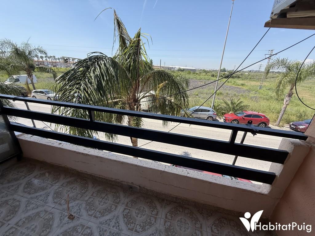 GRAN OCASIÓN EN EL PUIG. PISO MUY GRANDE EN PERFECTO ESTADO