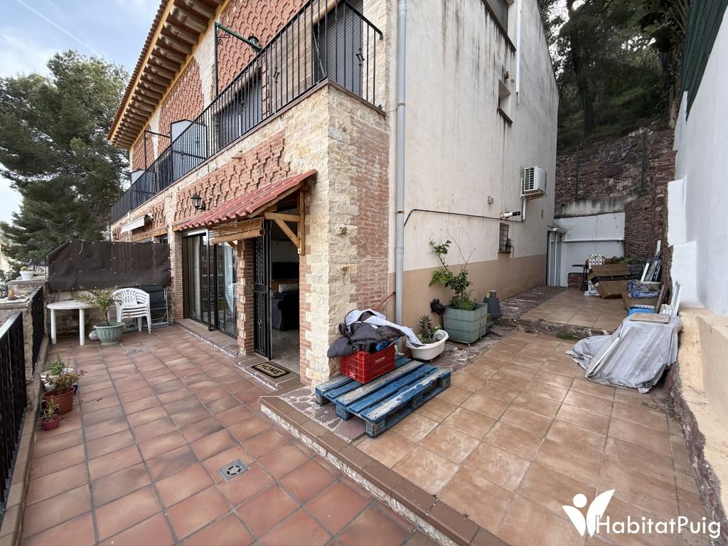 CHALET PAREADO EN GILET