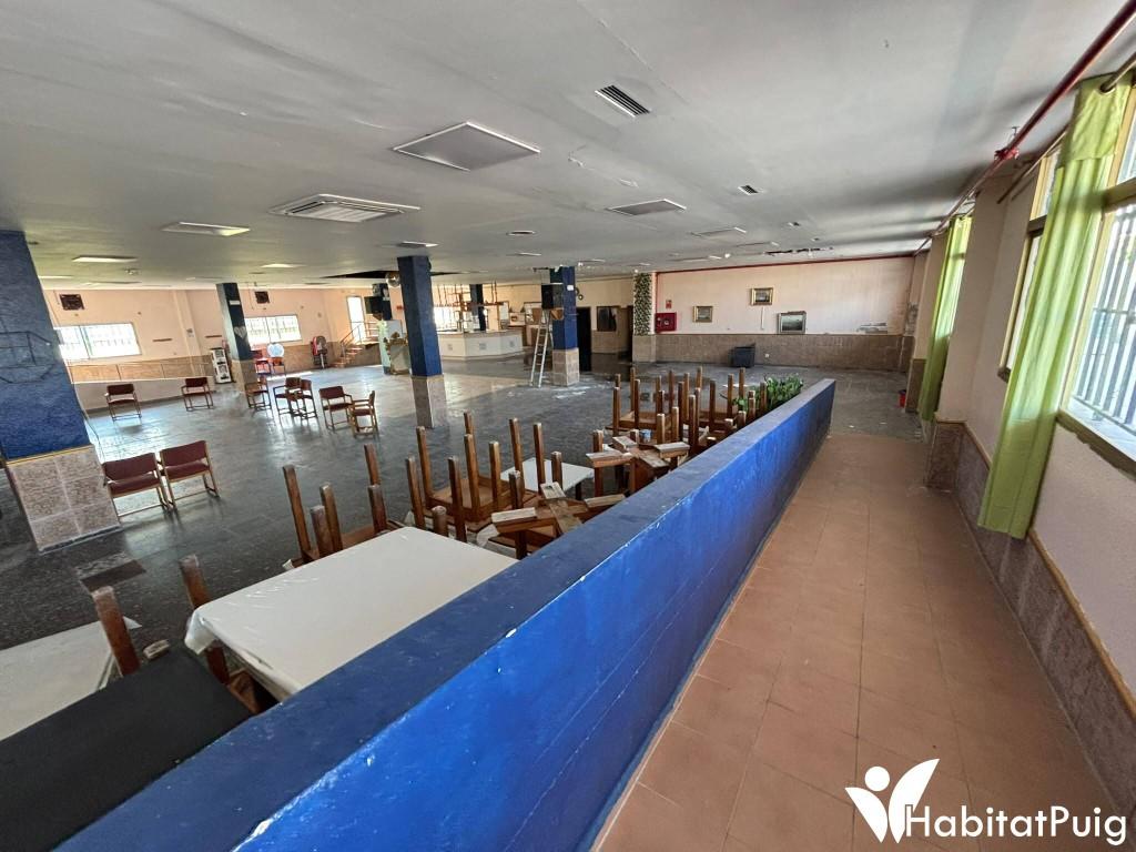 LOCAL COMERCIAL EN PLAYA DE EL PUIG