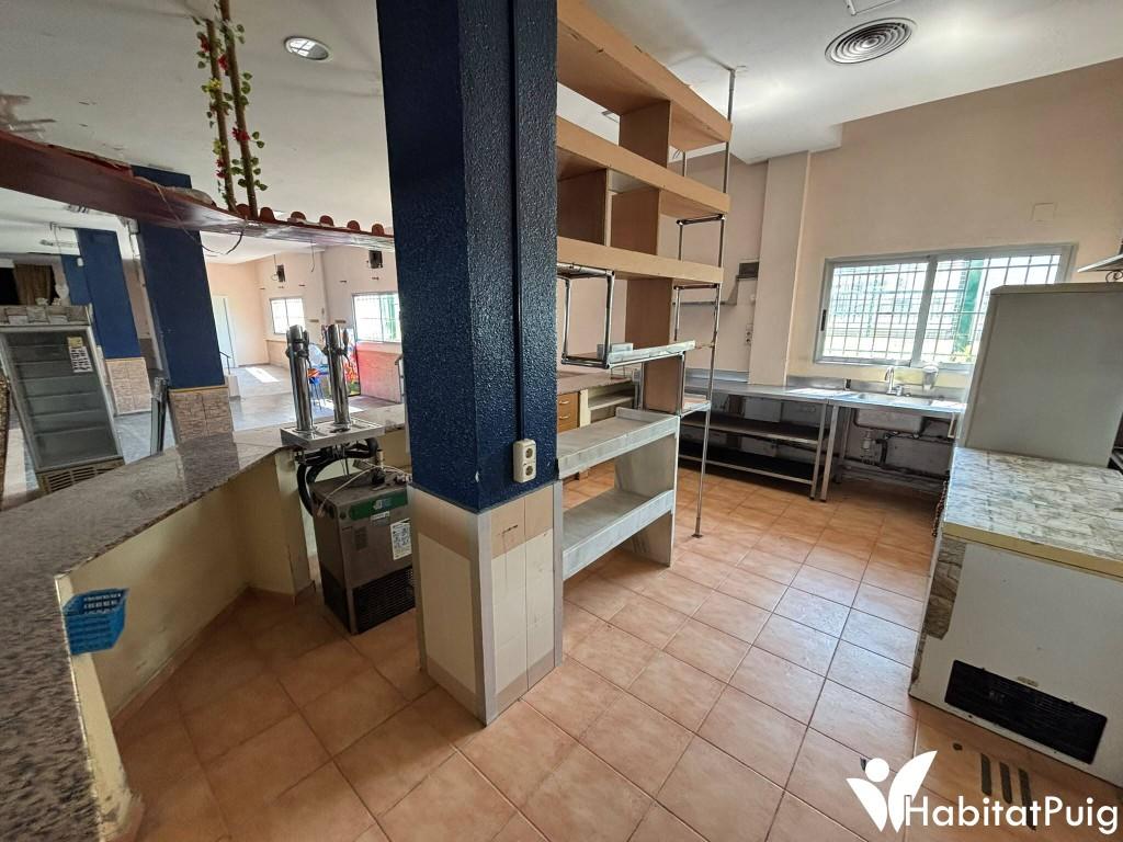 LOCAL COMERCIAL EN PLAYA DE EL PUIG