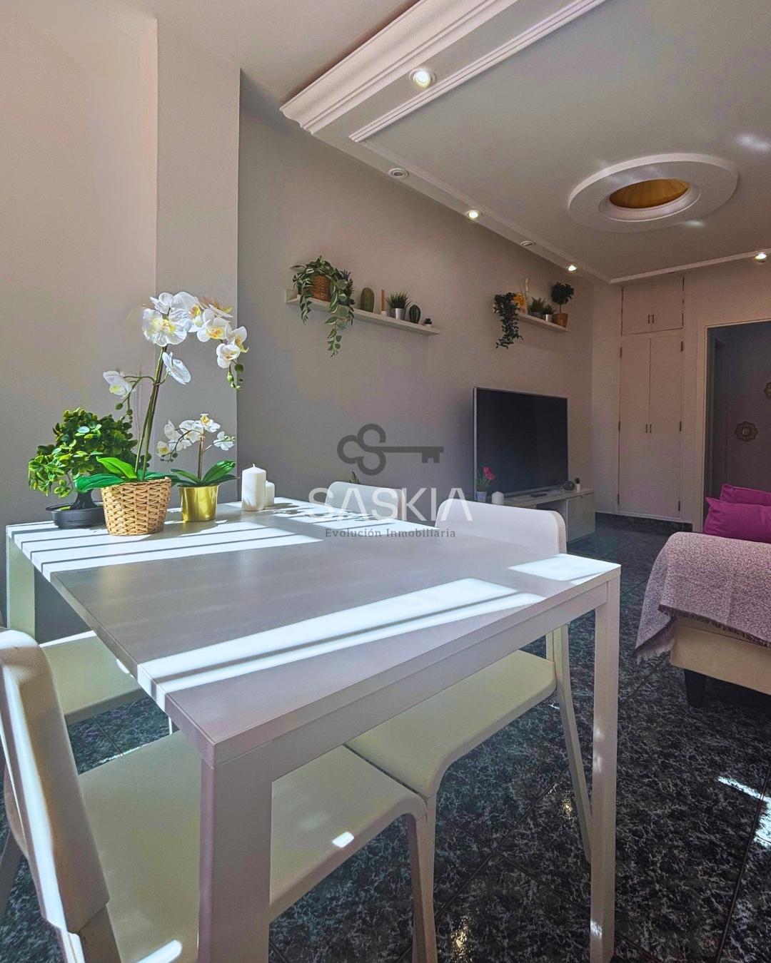 Planta Baja Amplia y Luminosa